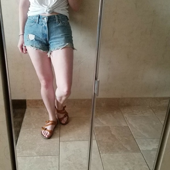 Meet your Posher, Claire - Picture 1 of 1